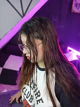 ValeriaSalvino online show from March 20, 2026, 2:11 pm