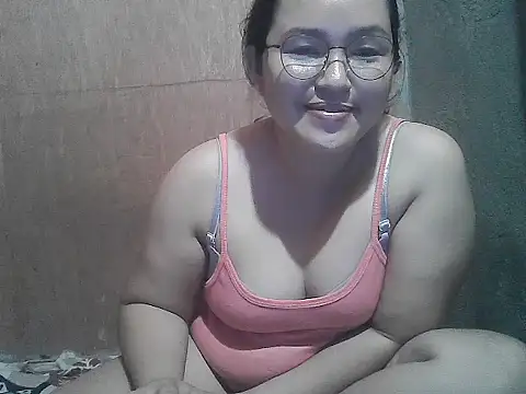 Snapshot of wildchinita00 chatting on February 21, 2026, 12:55 am wildchinita00 online show from February 21, 2026, 12:55 am