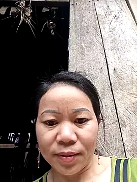 Snapshot of giang7711 chatting on February 26, 2026, 12:42 am giang7711 online show from February 26, 2026, 12:42 am