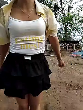 Snapshot of ngocbao11 chatting on March 2, 2026, 12:57 am ngocbao11 online show from March 2, 2026, 12:57 am