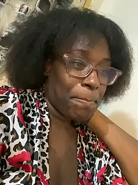 Snapshot of Sinfulwaterfalls chatting on February 20, 2026, 6:26 am Sinfulwaterfalls online show from February 20, 2026, 6:26 am