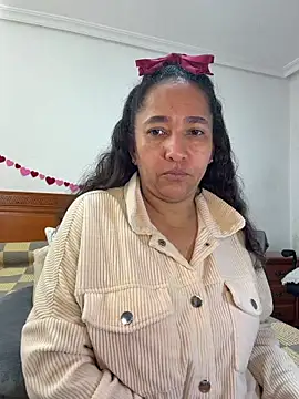 CrystalIvy online show from March 12, 2026, 8:09 am