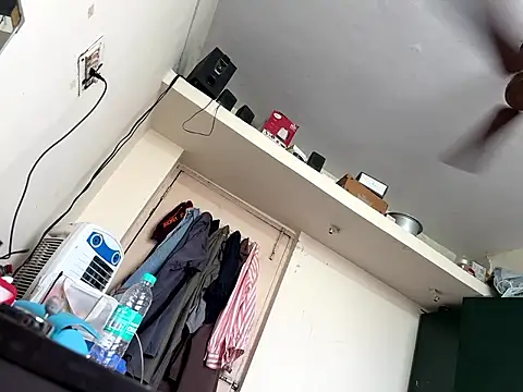 Snapshot of neekosam12 chatting on March 3, 2026, 11:49 am neekosam12 online show from March 3, 2026, 11:49 am