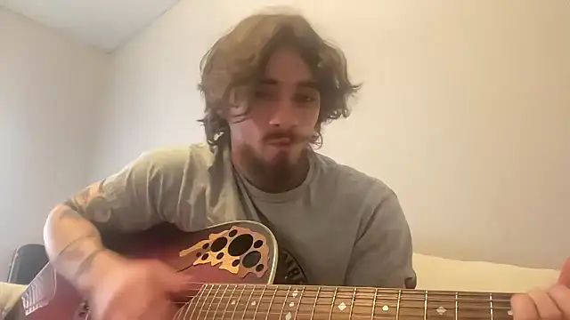 Snapshot of Marz1981zraM chatting on February 24, 2026, 1:53 pm Marz1981zraM online show from February 24, 2026, 1:53 pm