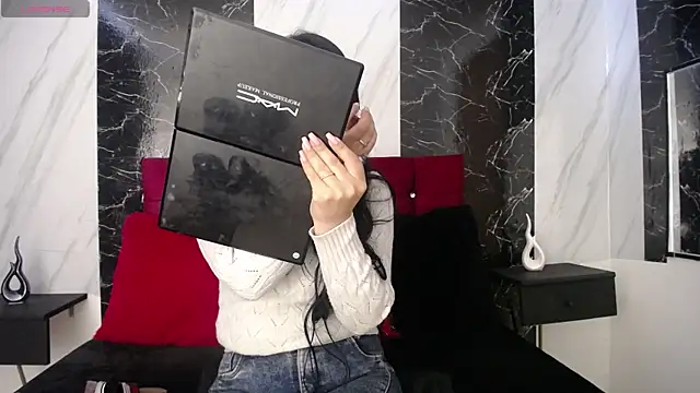 SofiaMoreno  online show from April 9, 2026, 1:49 pm