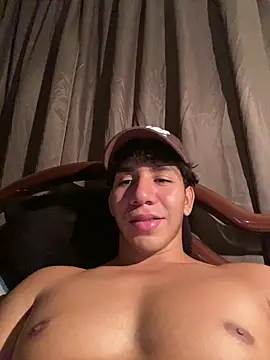 Alejandrososas online show from June 6, 2026, 5:12 am
