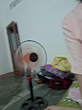 Snapshot of kieuqueen92 chatting on March 1, 2026, 12:29 pm kieuqueen92 online show from March 1, 2026, 12:29 pm