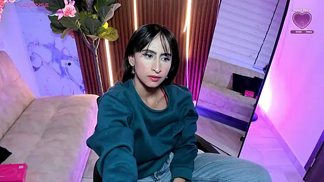 Antonella Moretti  online show from April 11, 2026, 2:16 am