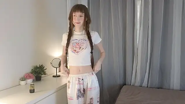 arina waifu online show from April 4, 2026, 3:09 pm