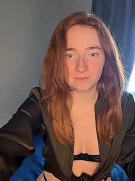 HoneyBunny18 online show from April 12, 2026, 4:34 pm