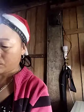 TiffinyDi online show from February 23, 2026, 2:31 am