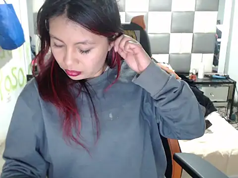 Snapshot of dulcecandy1919 chatting on February 20, 2026, 6:26 am dulcecandy1919 online show from February 20, 2026, 6:26 am