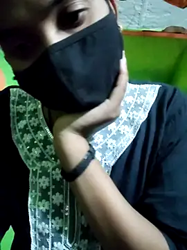 Cute aroshi online show from April 12, 2026, 4:12 pm