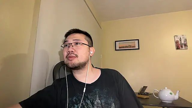 jasonryu2025 online show from April 3, 2026, 8:29 pm