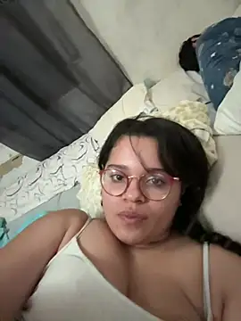 Snapshot of andrea2411 chatting on March 1, 2026, 10:56 pm andrea2411 online show from March 1, 2026, 10:56 pm