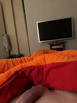 Snapshot of foudesexe23 chatting on February 25, 2026, 6:01 am foudesexe23 online show from February 25, 2026, 6:01 am