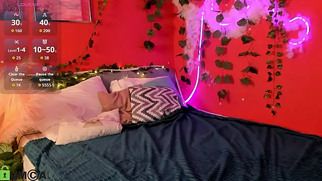 Snapshot of Tiffany_Robinson chatting on March 4, 2026, 2:50 am Tiffany Robinson online show from March 4, 2026, 2:50 am