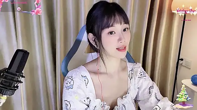 okyssa online show from April 28, 2026, 3:06 pm