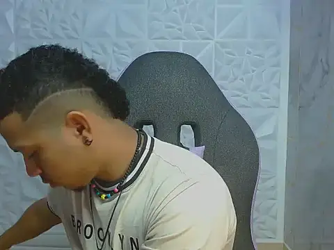 dylans brown online show from February 25, 2026, 1:21 pm