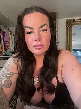 Snapshot of Maya_x1 chatting on March 7, 2026, 2:36 pm Maya x1 online show from March 7, 2026, 2:36 pm