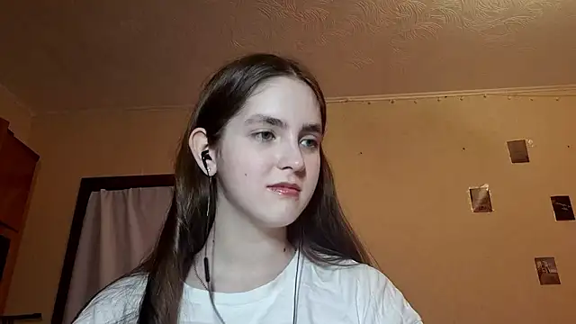 Snapshot of Katelemon chatting on February 23, 2026, 12:13 pm Katelemon online show from February 23, 2026, 12:13 pm