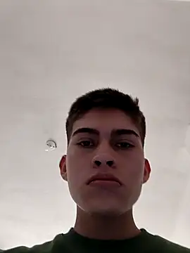 Snapshot of bbluchito chatting on February 20, 2026, 4:07 pm bbluchito online show from February 20, 2026, 4:07 pm