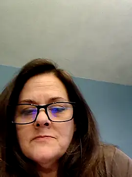 sexyhotcheryl online show from April 24, 2026, 9:28 pm