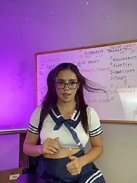 NaomiStar1 online show from March 6, 2026, 4:42 am