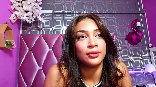 Snapshot of PAU_TAFUR chatting on April 23, 2026, 3:41 am PAU TAFUR online show from April 23, 2026, 3:41 am