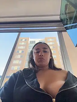 Eyssha online show from March 22, 2026, 12:41 pm