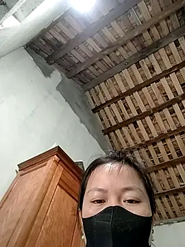 Snapshot of millkon chatting on February 21, 2026, 1:28 am millkon online show from February 21, 2026, 1:28 am