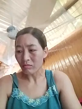 Snapshot of lris-Beauty77 chatting on May 15, 2026, 3:46 am lris-Beauty77 online show from May 15, 2026, 3:46 am