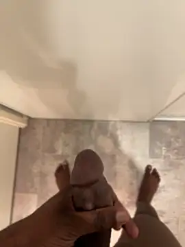 Snapshot of baiseurmeuf_parfait chatting on February 28, 2026, 2:34 am baiseurmeuf parfait online show from February 28, 2026, 2:34 am