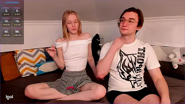 Snapshot of EliteEross chatting on February 21, 2026, 2:07 pm EliteEross online show from February 21, 2026, 2:07 pm