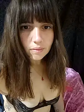 Snapshot of Floor_Floor chatting on April 8, 2026, 2:44 am Floor Floor online show from April 8, 2026, 2:44 am