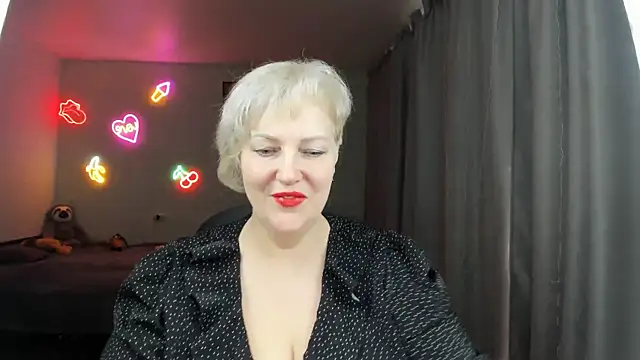 Mary-Leee online show from May 28, 2026, 6:00 am