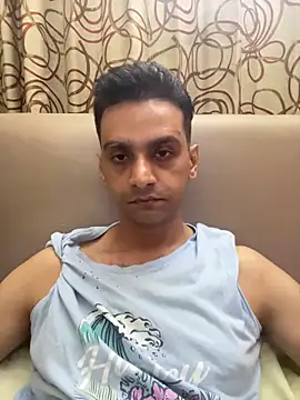 Snapshot of online4u08 chatting on May 17, 2026, 7:21 pm online4u08 online show from May 17, 2026, 7:21 pm