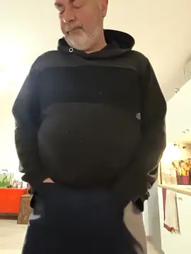 eruzam59000 online show from April 12, 2026, 5:34 am