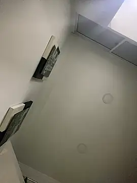 Snapshot of Maluxx333 chatting on February 26, 2026, 1:04 am Maluxx333 online show from February 26, 2026, 1:04 am