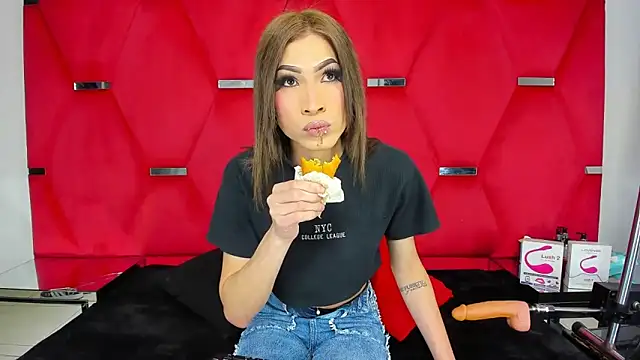 Alicee Grey online show from April 7, 2026, 2:28 pm