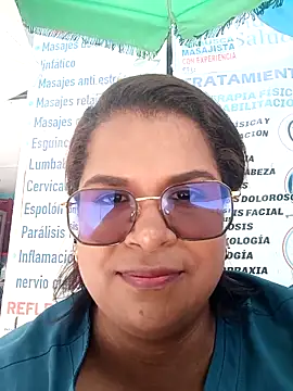 luna hotxx23 online show from February 23, 2026, 5:43 pm