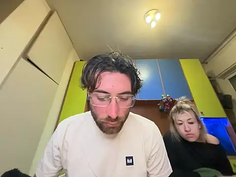 neutro1122 online show from March 21, 2026, 5:16 pm