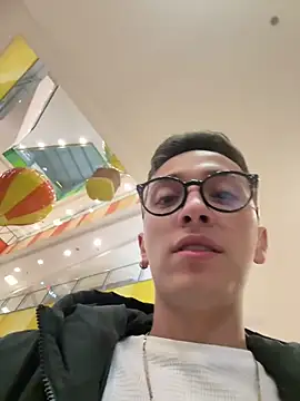 Thiago Jones1 online show from March 15, 2026, 3:12 am