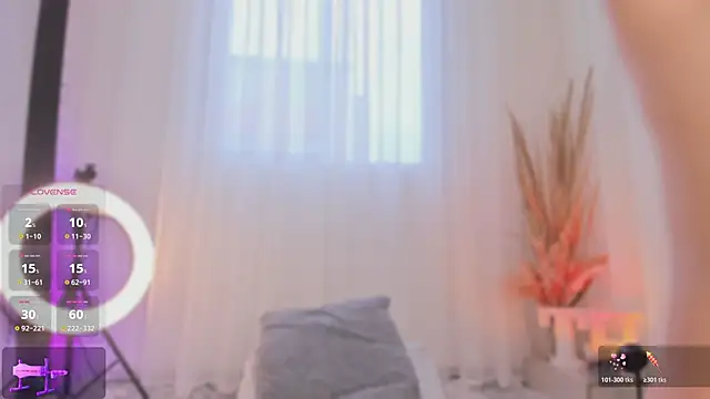 Thiago Jones1 online show from April 17, 2026, 4:54 pm