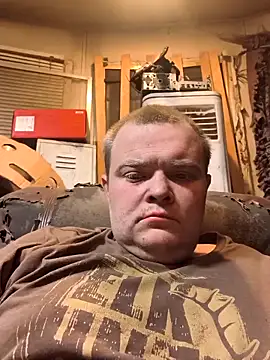 Snapshot of diamont1994 chatting on February 24, 2026, 10:02 am diamont1994 online show from February 24, 2026, 10:02 am