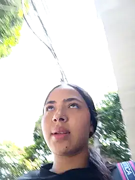 Sexy cloe outdoors online show from March 28, 2026, 3:55 pm