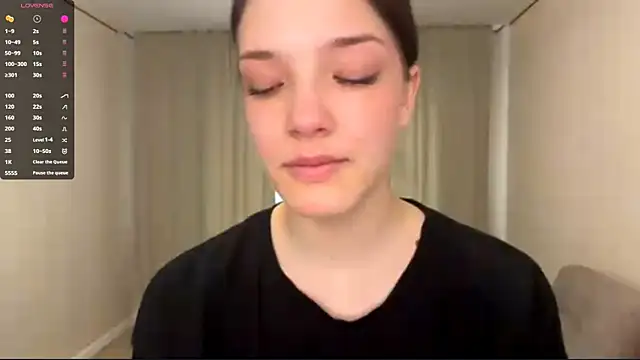 Carolini i online show from March 27, 2026, 10:59 am