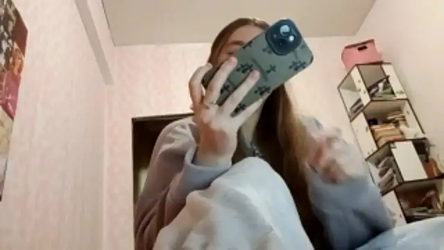 JanineThielman online show from April 15, 2026, 6:09 am