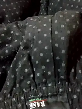 horny boy 45 online show from March 19, 2026, 5:06 pm