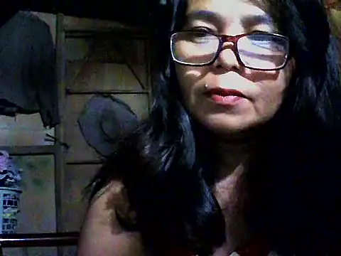 Flowerblossom123 online show from March 10, 2026, 7:41 pm